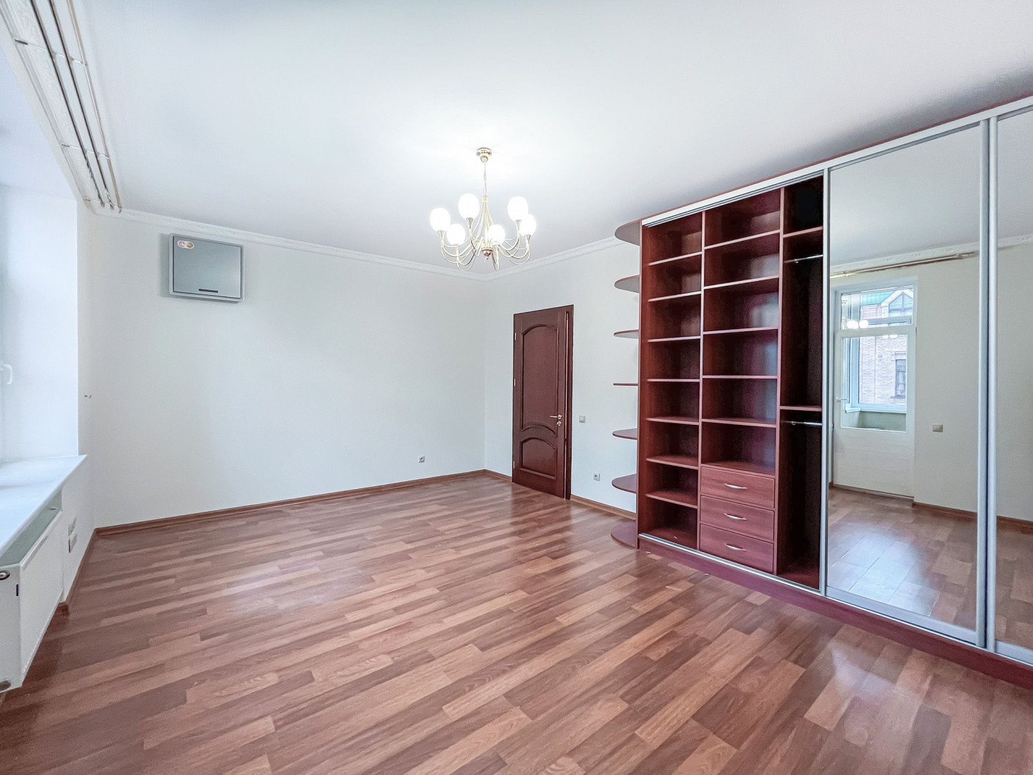 Аренда 5к квартиры в Киеве,  Гончара Олеся ул., 26 14
