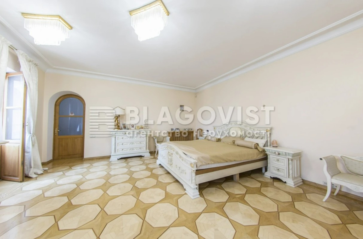 Аренда 9к дома в Киеве,  Кобзарская ул. 10