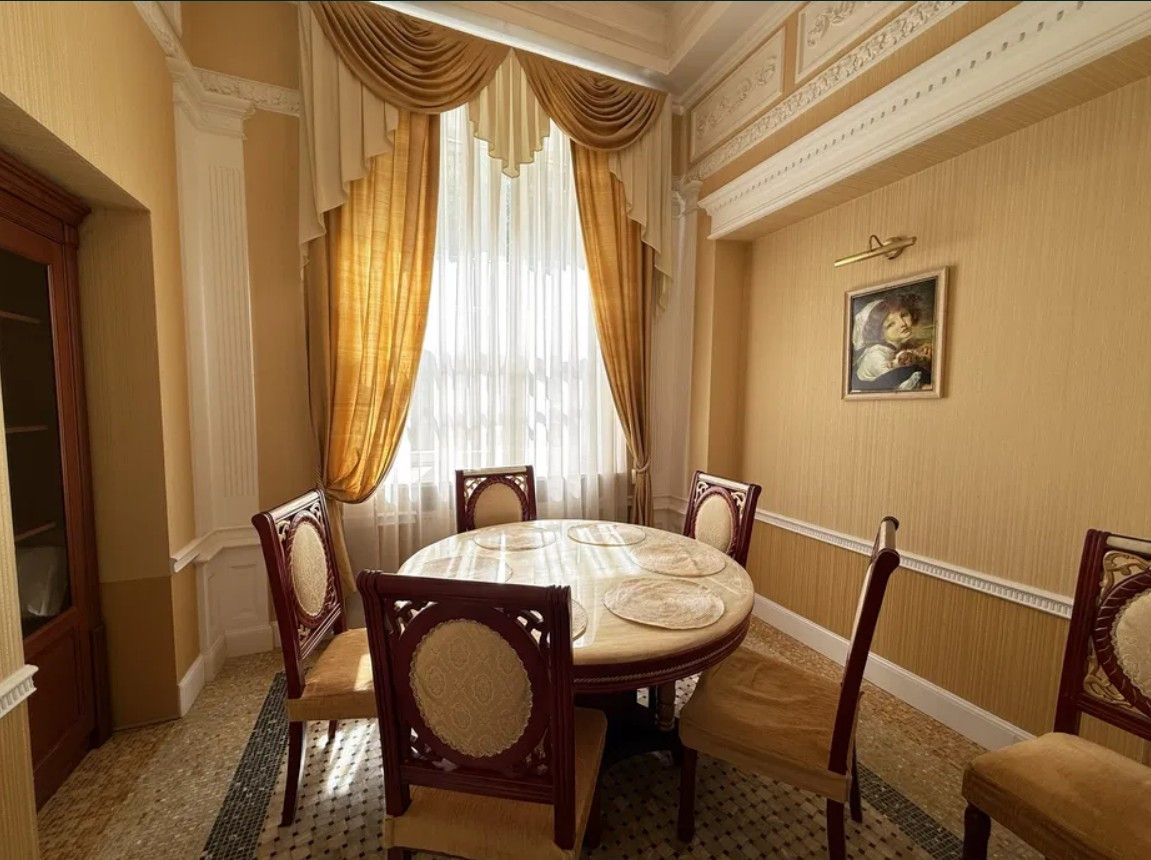 Аренда 5к квартиры в Киеве,  Заньковецкой ул., 7 1