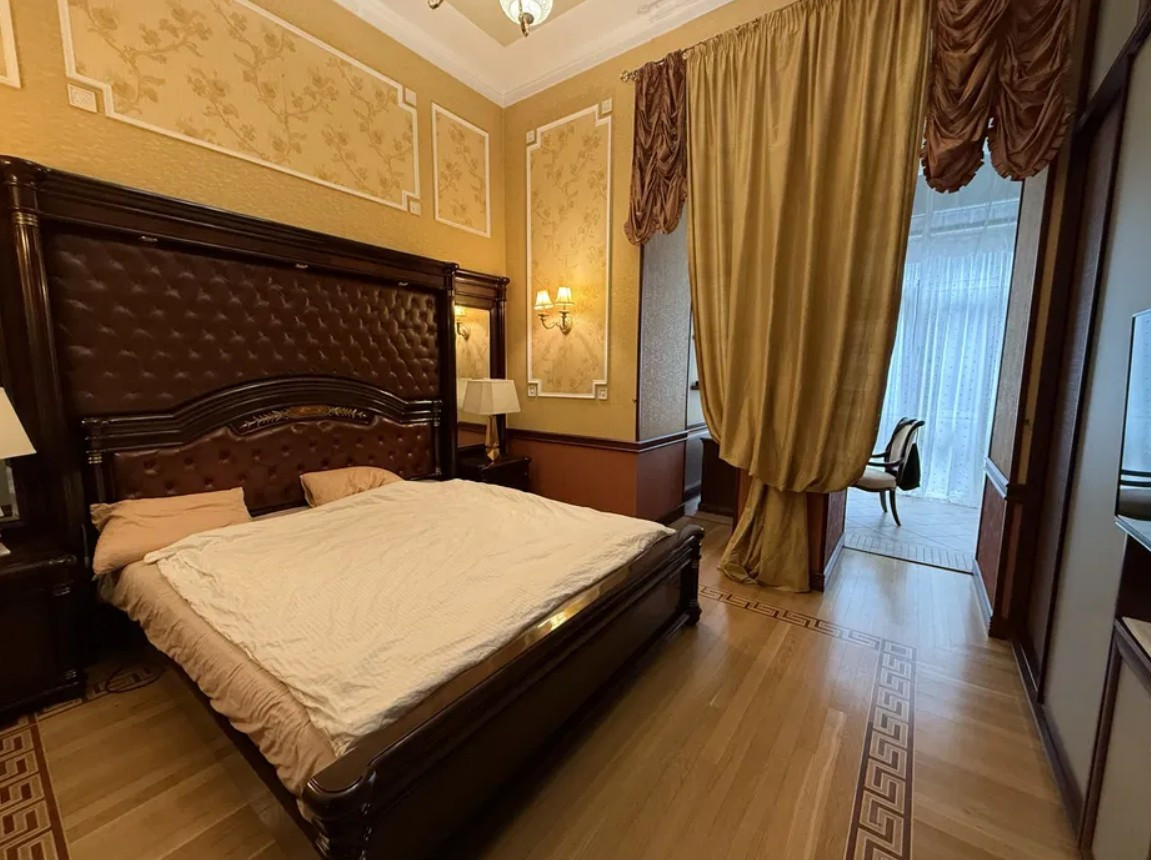Аренда 5к квартиры в Киеве,  Заньковецкой ул., 7 7