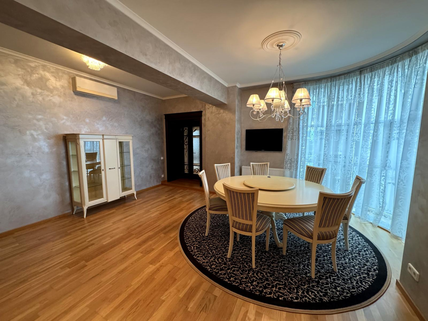 Аренда 4к квартиры в Киеве,  ЖК Триумф, Зверинецкая ул., 59 9