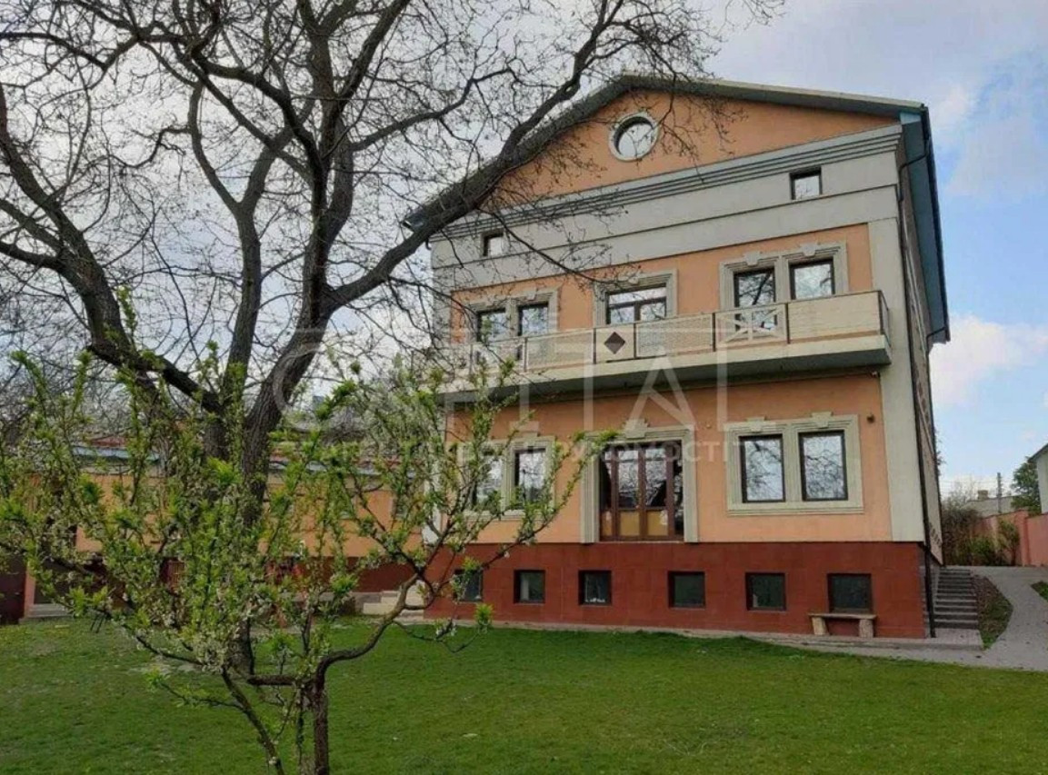 Аренда 9к дома в Киеве, Монтажников ул., 9 0