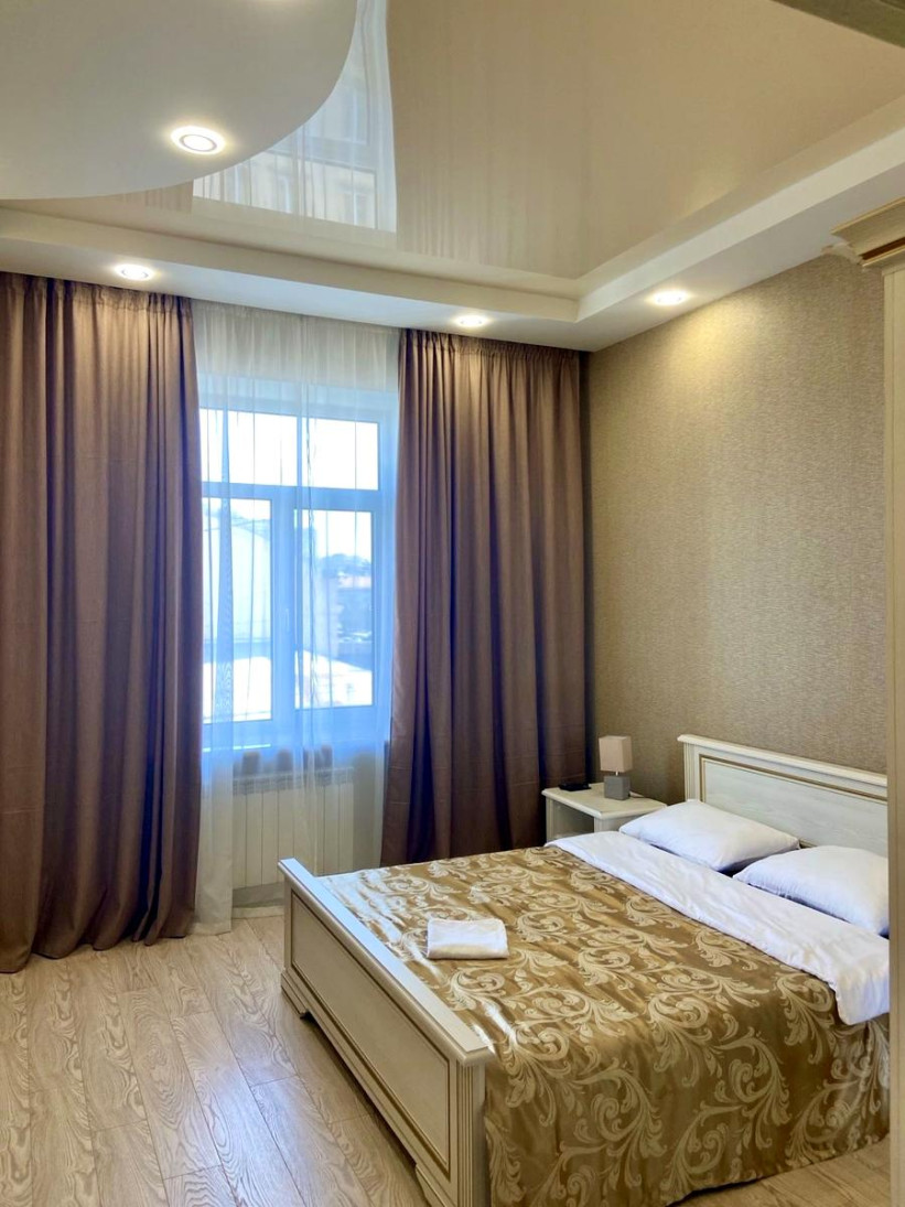 Аренда 3к квартиры в Киеве,  Чикаленко Евгения ул. (Пушкинская ул.), 20 8