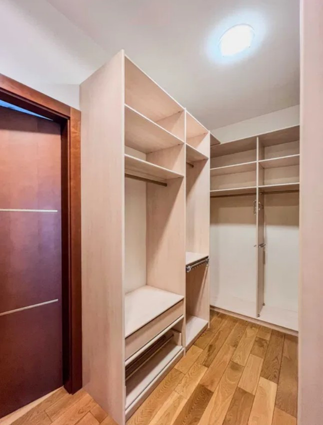 Аренда 4к квартиры в Киеве,  Мазепы Ивана ул. (Январского восстания), 10 10