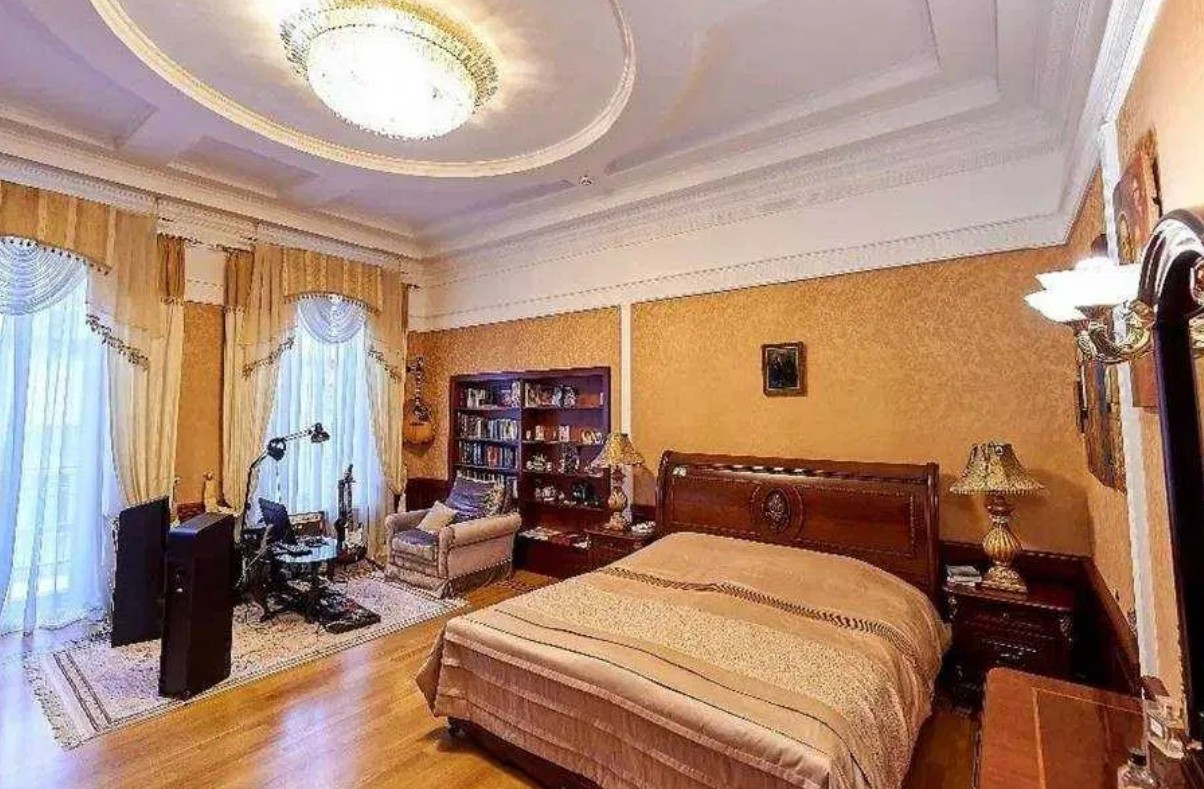 Аренда 5к квартиры в Киеве,  Владимирская ул. 6