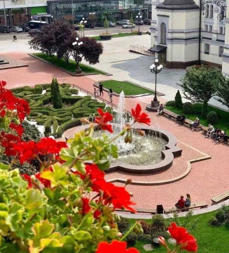 Аренда 5к квартиры в Киеве,  Владимирская ул. 12