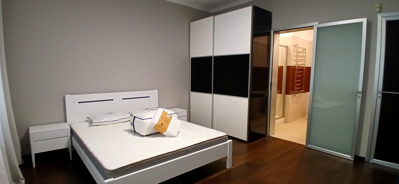 Аренда 3к квартиры в Киеве,  Старонаводницкая ул., 6Б 11