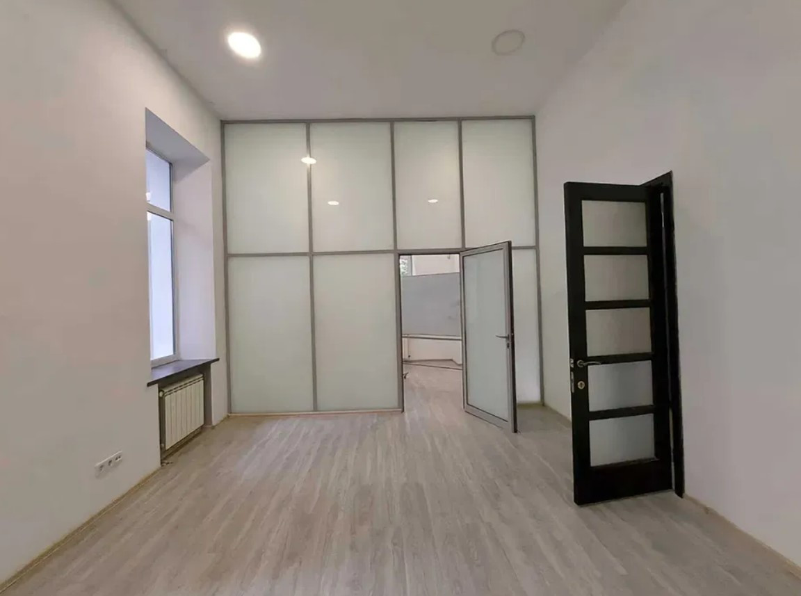 Аренда 9к дома в Киеве,  Редутная ул., 58 8
