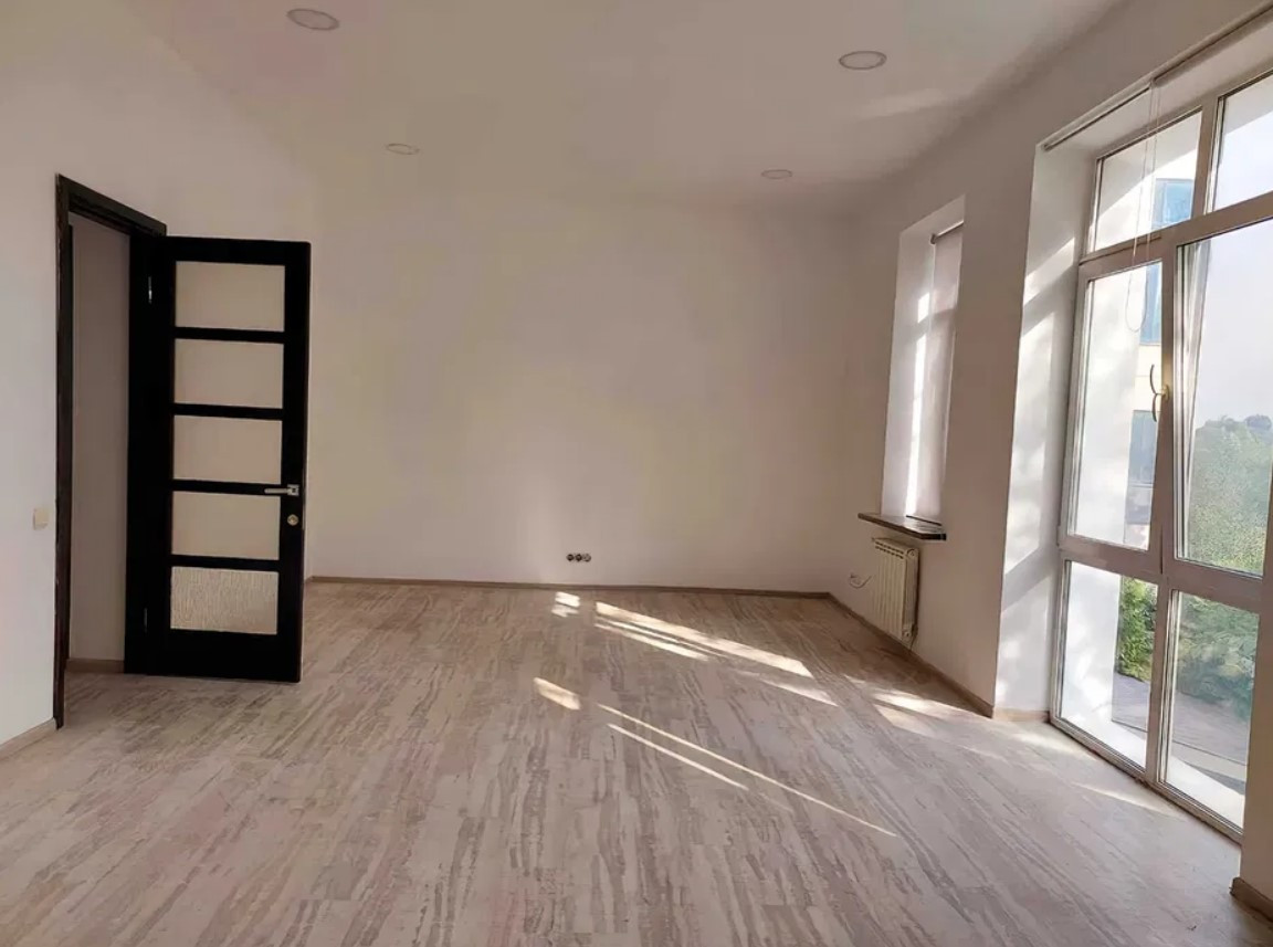 Аренда 9к дома в Киеве,  Редутная ул., 58 10