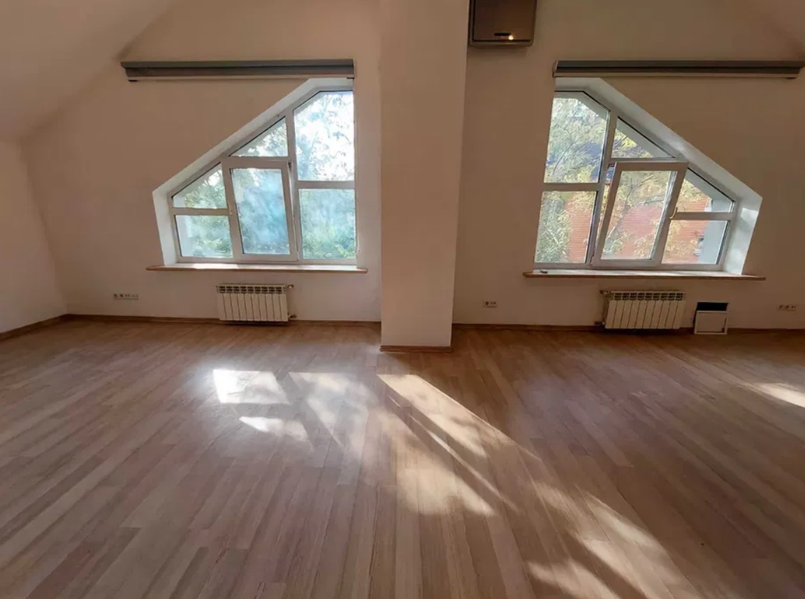 Аренда 9к дома в Киеве,  Редутная ул., 58 11