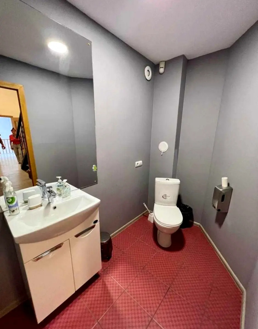 Аренда 9к дома в Киеве,  Редутная ул., 58 21