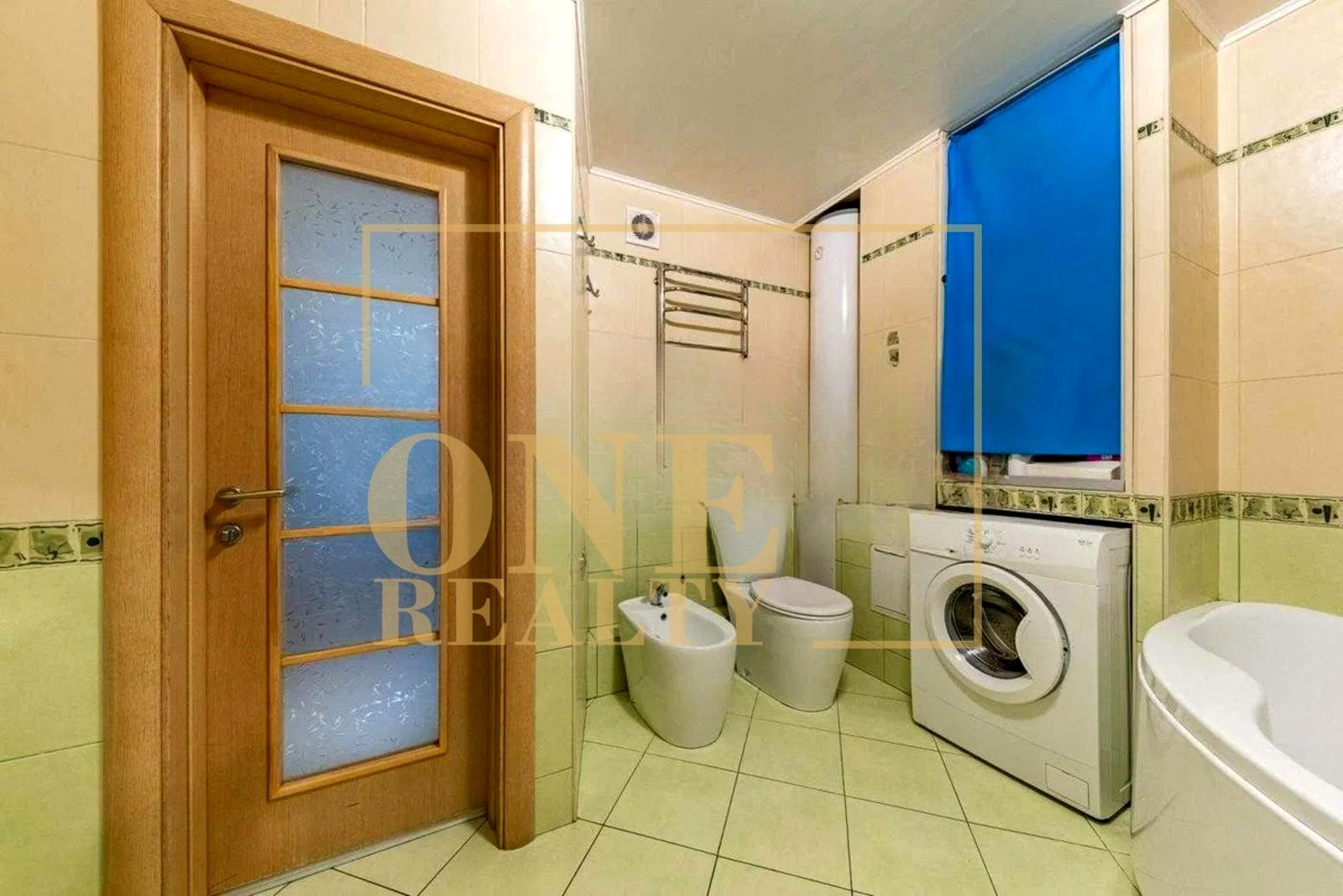 Продажа 3к квартиры в Киеве,  Большая Житомирская ул., 27 4