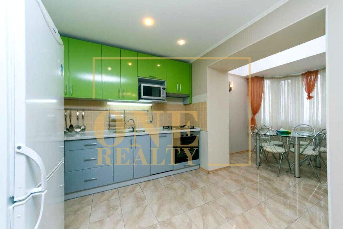 Продажа 3к квартиры в Киеве,  Большая Житомирская ул., 27 12