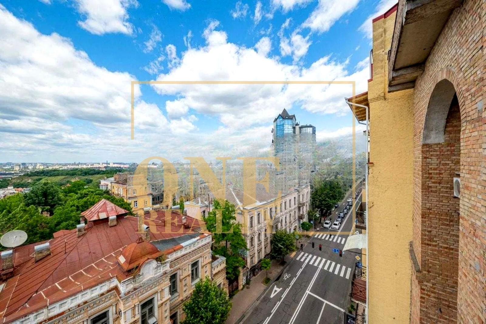 Продажа 3к квартиры в Киеве,  Большая Житомирская ул., 27 13