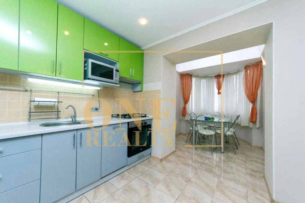 Продажа 3к квартиры в Киеве,  Большая Житомирская ул., 27 14