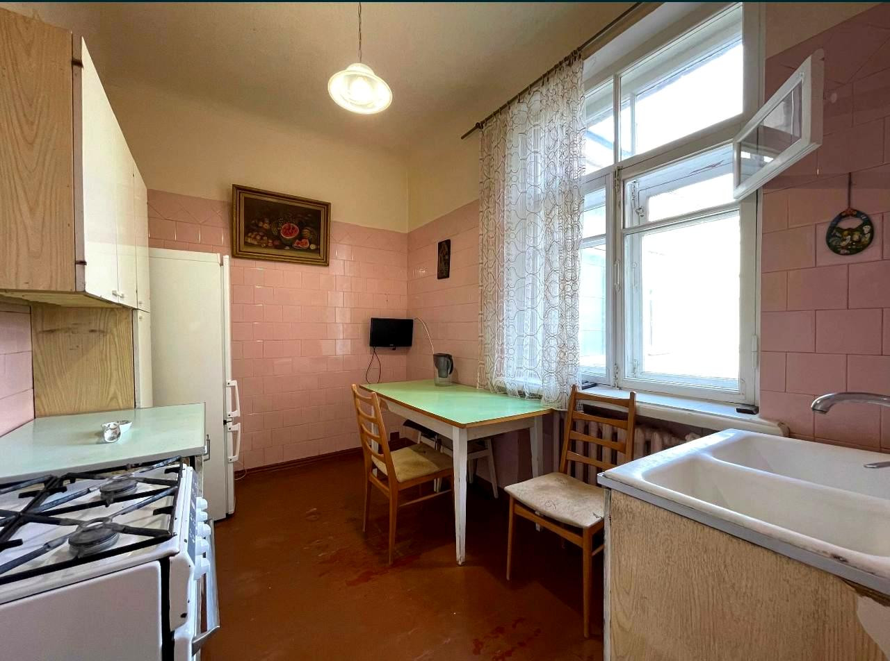 Продажа 3к квартиры в Киеве,  Лютеранская ул., 17 9