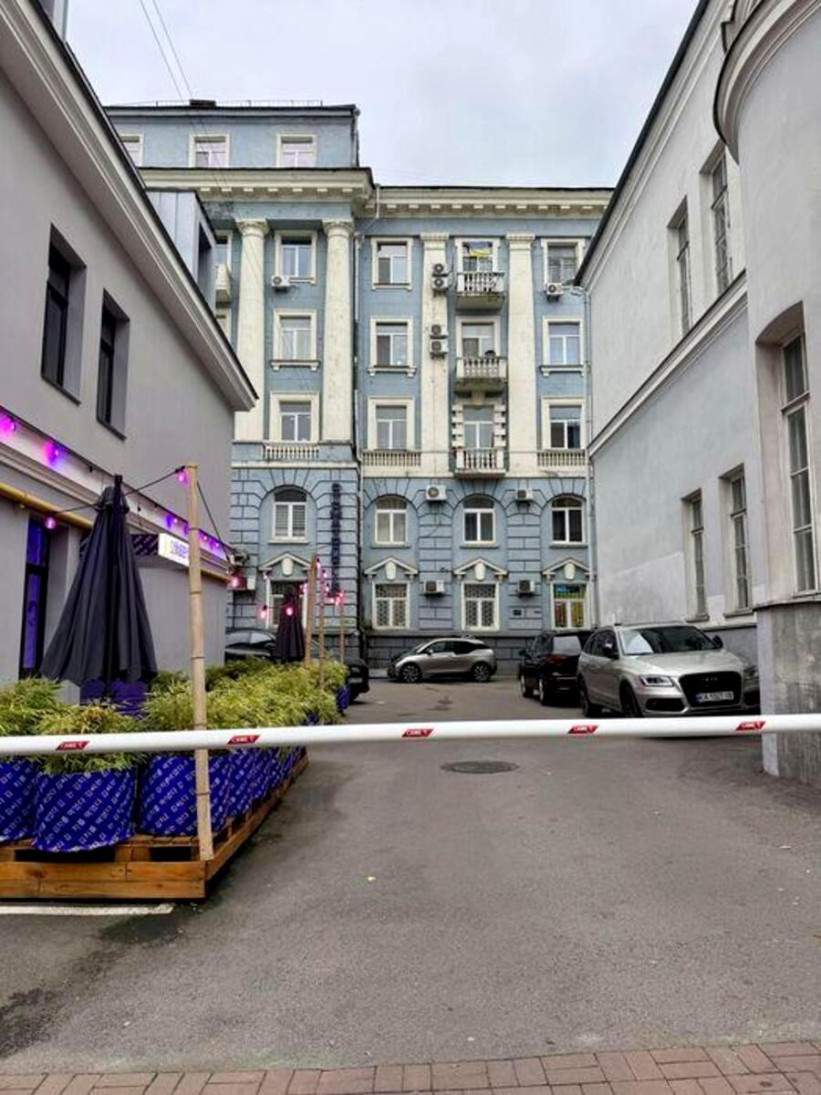Продажа 3к квартиры в Киеве,  Богдана Хмельницкого ул., 9 4