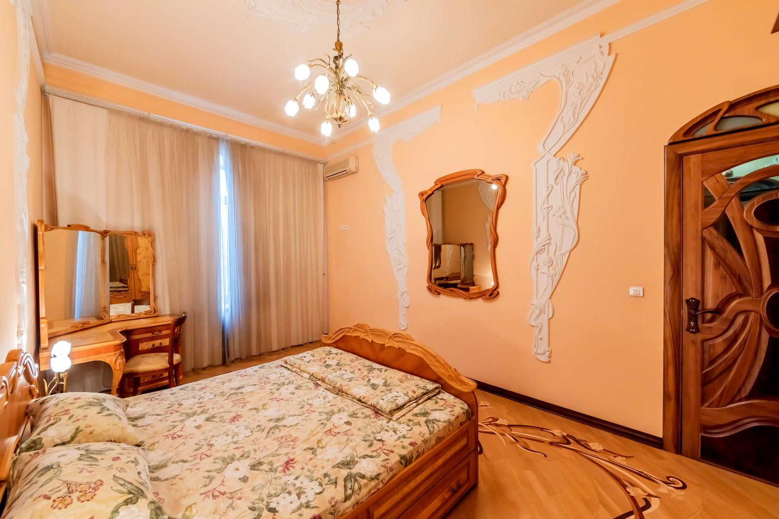 Продажа 3к квартиры в Киеве,  Скоропадского ул. (Толстого Льва ул.), 23 18
