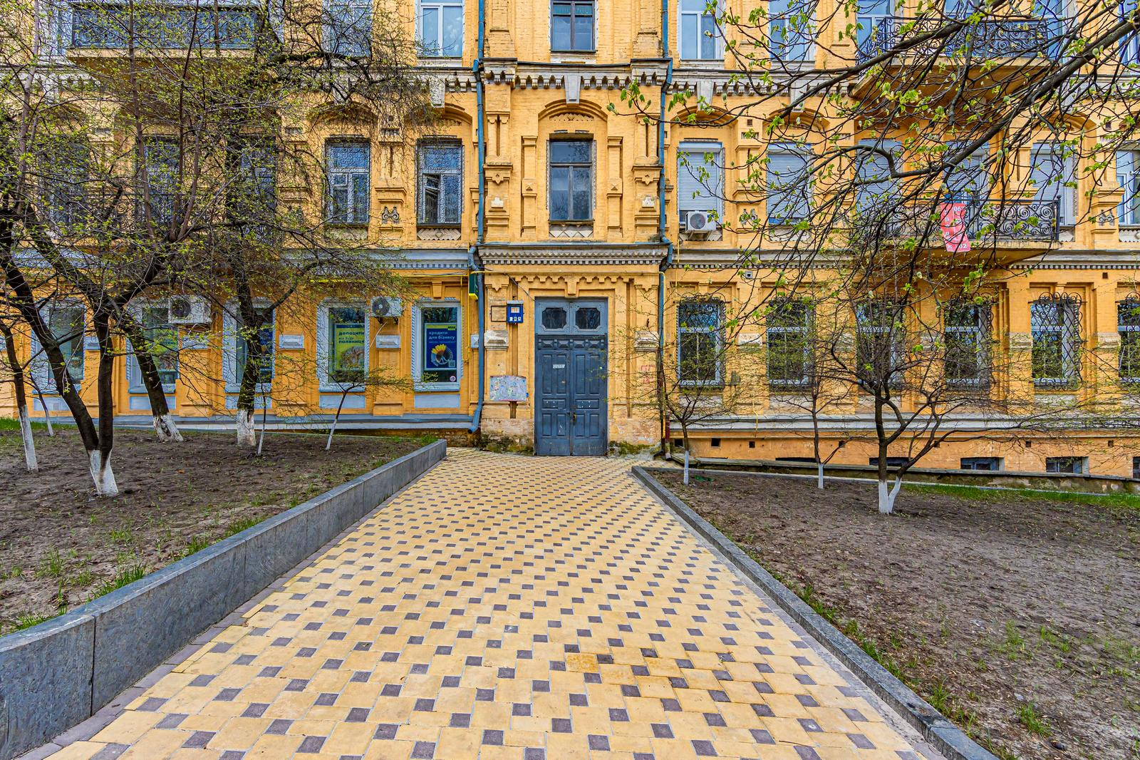 Продажа 3к квартиры в Киеве,  Скоропадского ул. (Толстого Льва ул.), 23 21