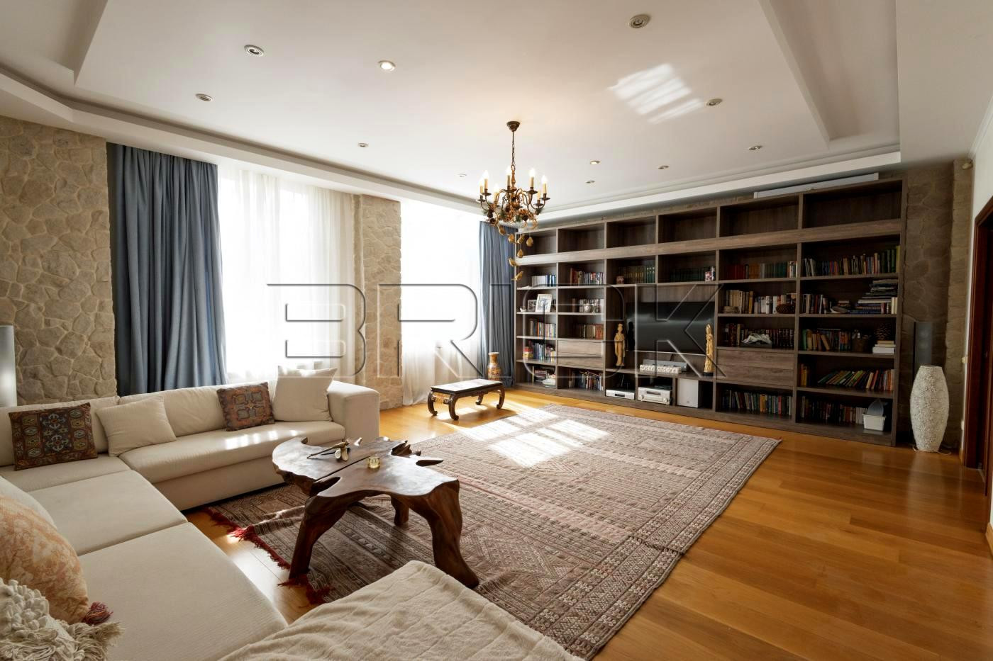 Продажа 3к квартиры в Киеве,  Владимирская ул., 49А 0
