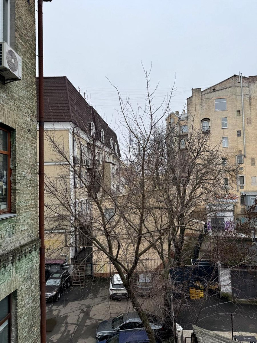 Продажа 2к квартиры в Киеве,  Рейтарская ул., 7Б 19
