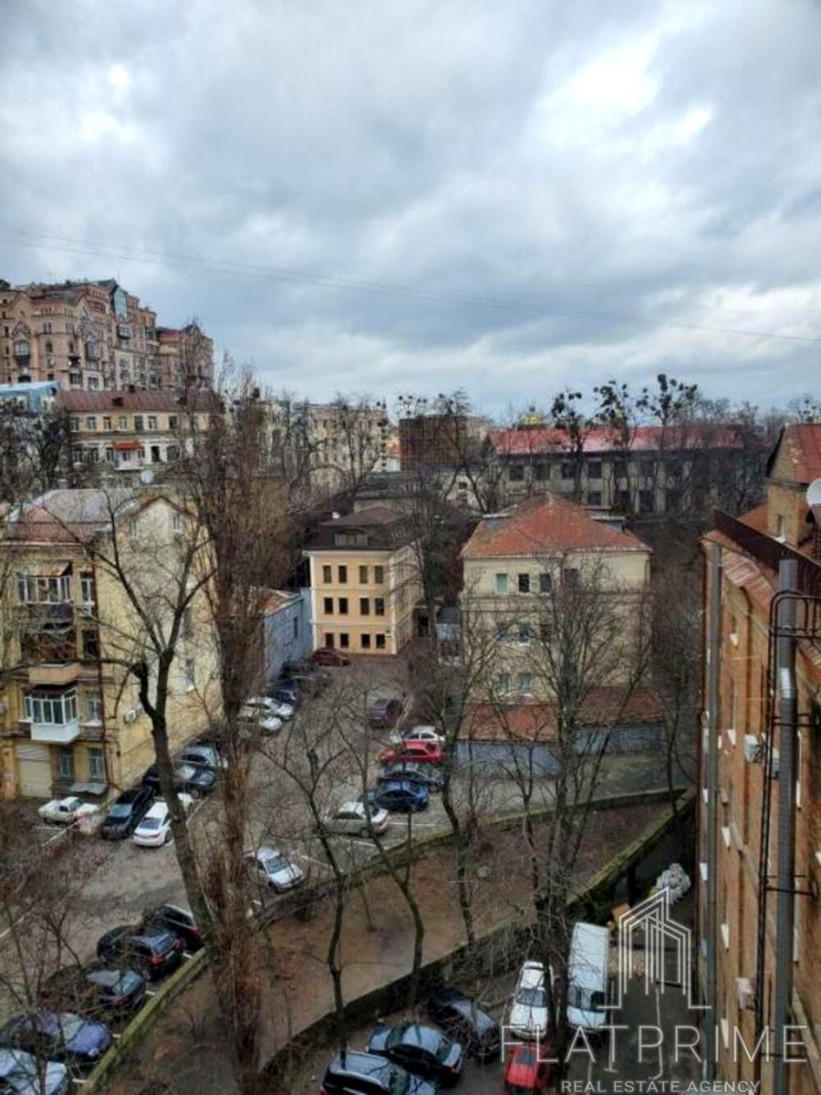 Продажа 2к квартиры в Киеве,  Прорезная ул., 10 10