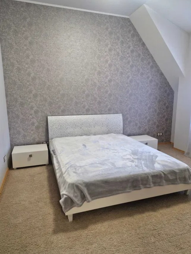 Аренда 5к дома в Киеве,  Метрологическая ул. 14