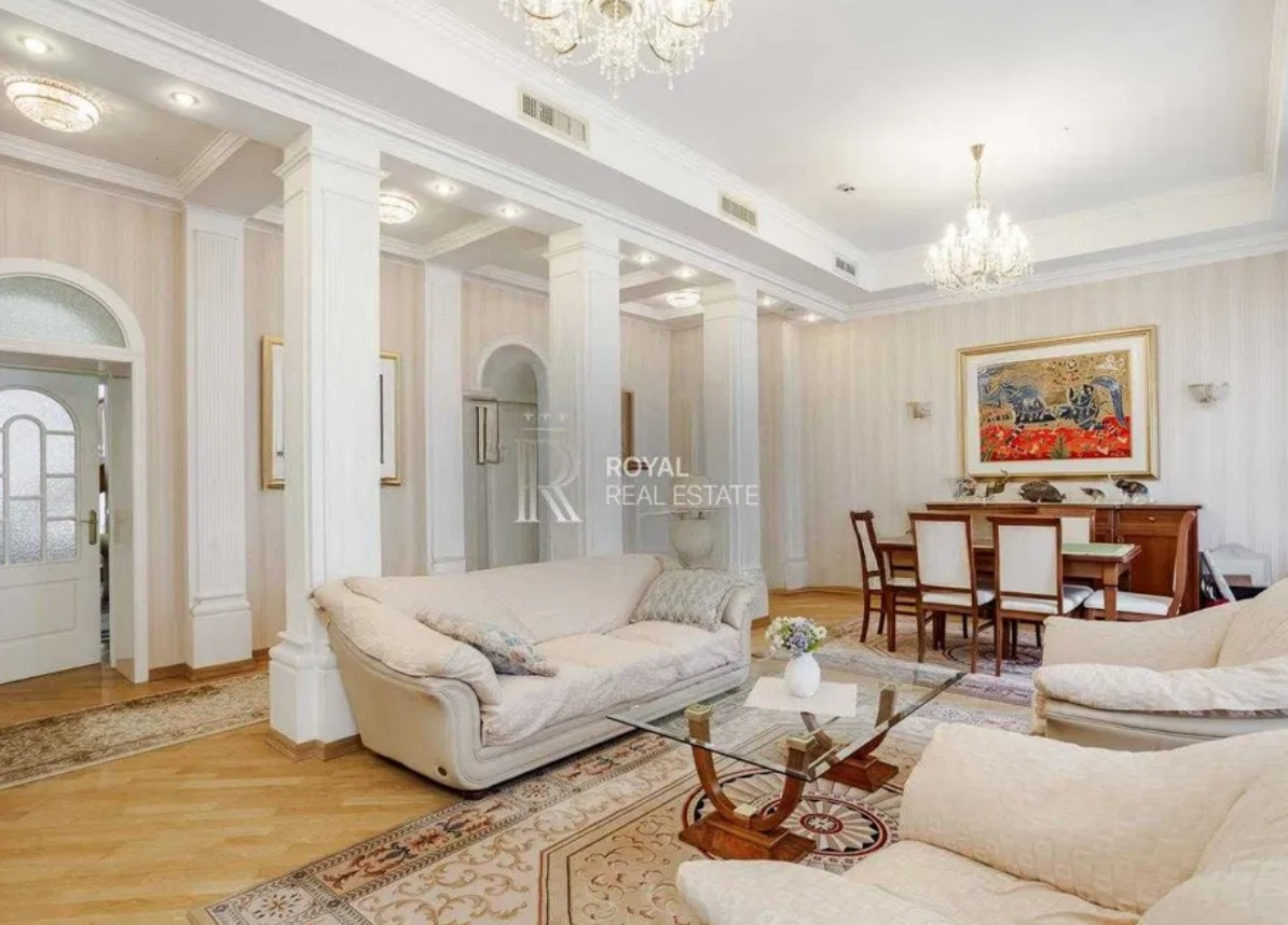 Продажа 6к квартиры в Киеве,  Владимирская ул., 20 4