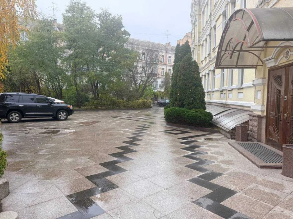 Продажа здания в Киеве,  Константиновская ул., 32Б 1