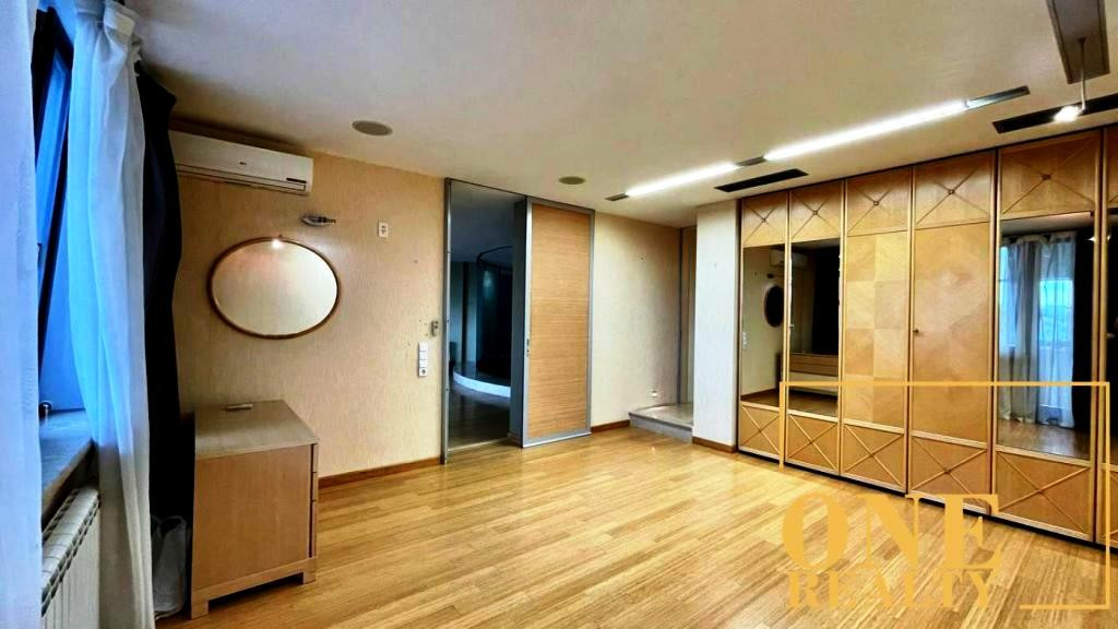 Аренда 4к квартиры в Киеве,  Кропивницкого ул., 10 5