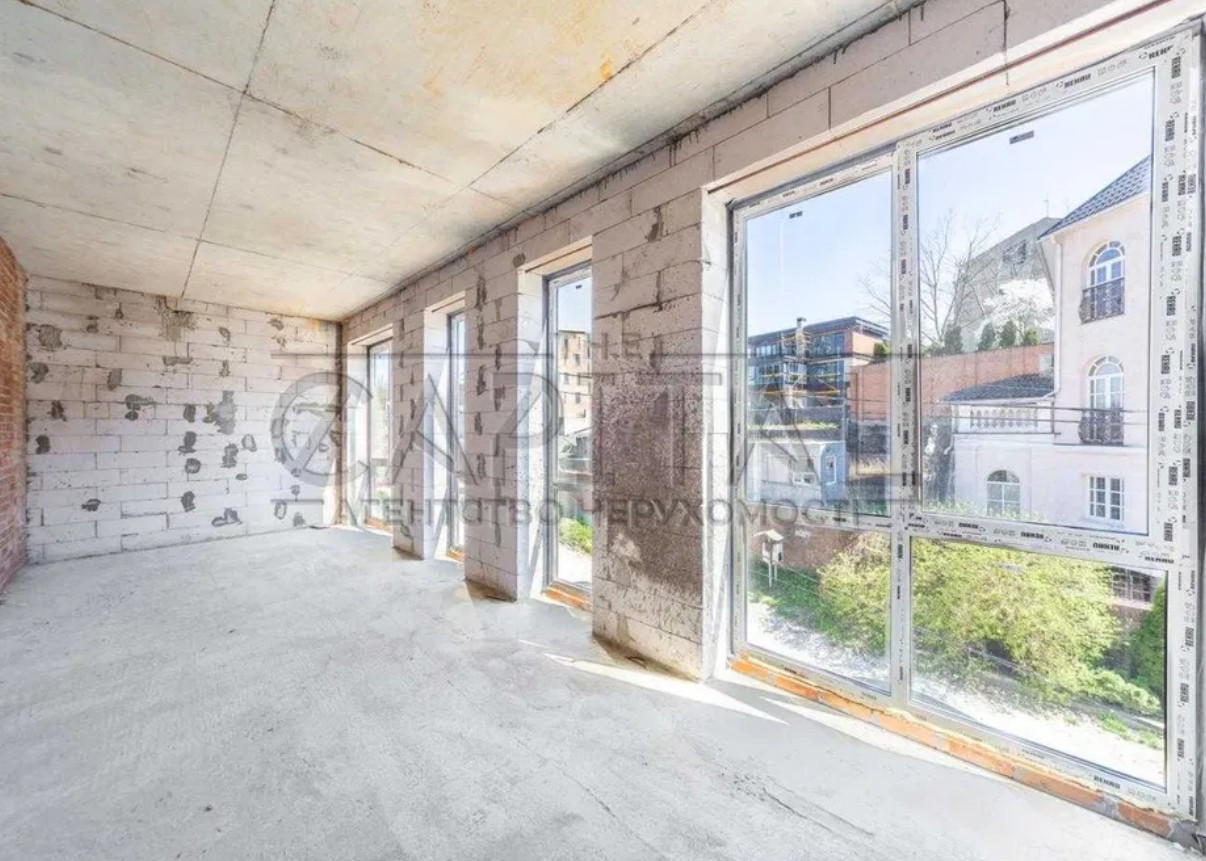 Продажа здания в Киеве,  Мичурина переулок 10