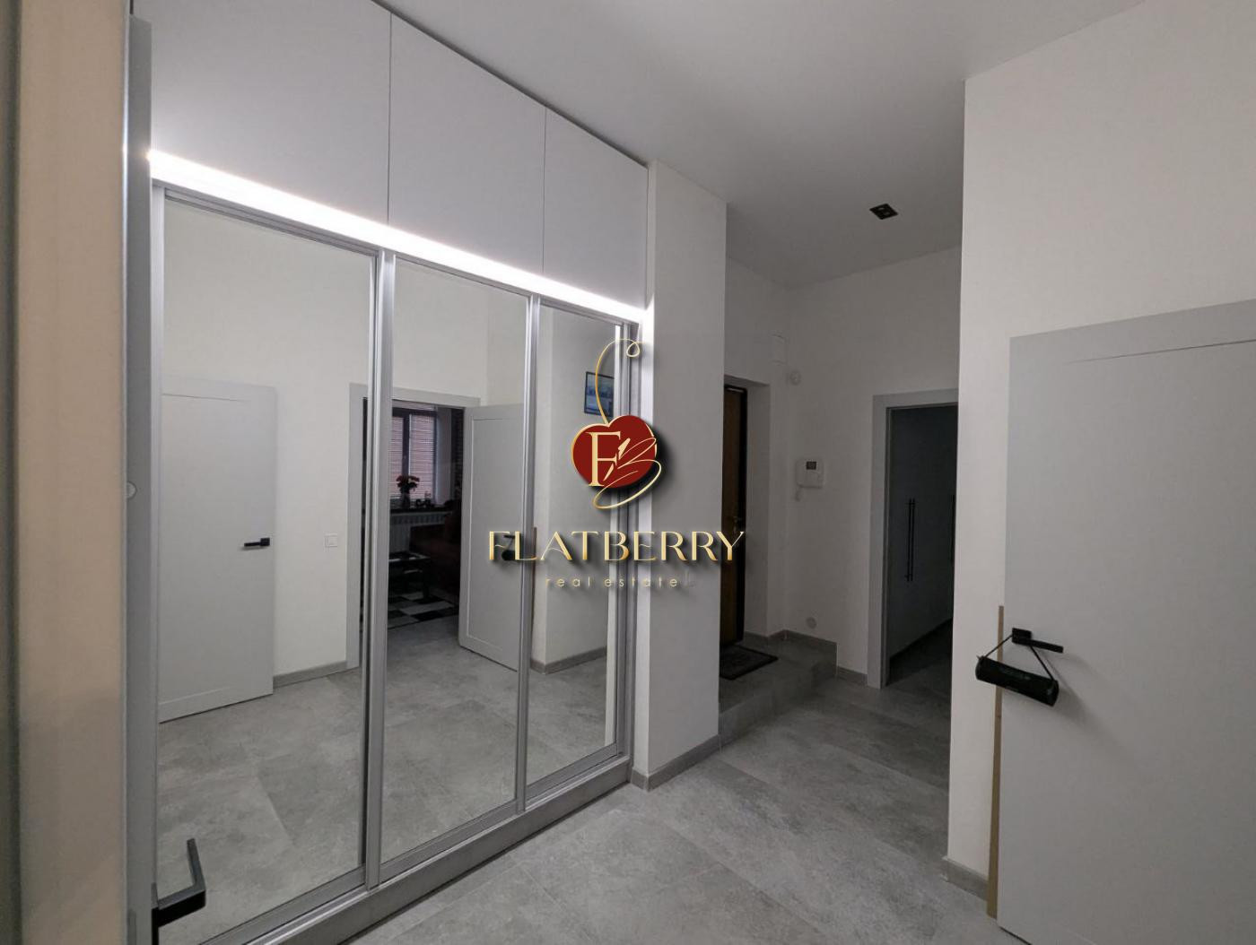 Аренда 2к квартиры в Киеве,  Лысенко ул., 3 8