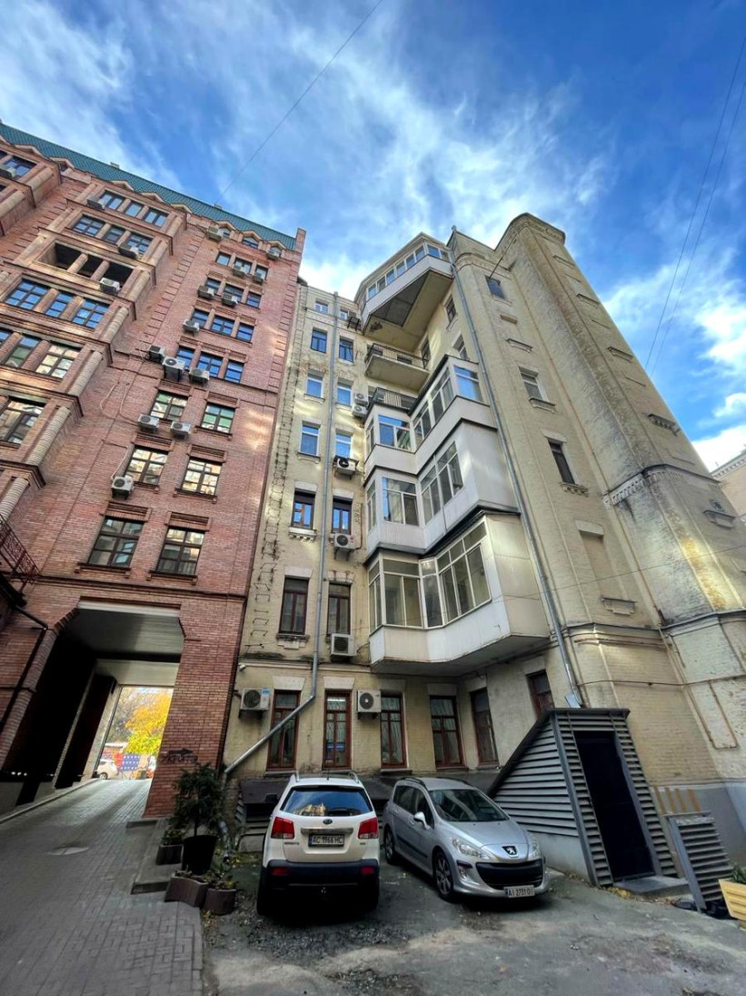 Продажа 5к квартиры в Киеве,  Гончара Олеся ул., 30А 24