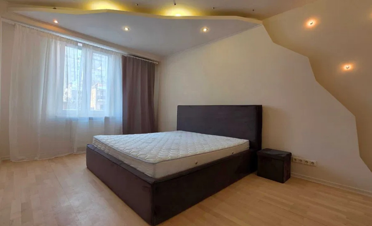 Продажа 3к квартиры в Киеве,  Назаровская ул. (Ветрова ул.), 7Б 10
