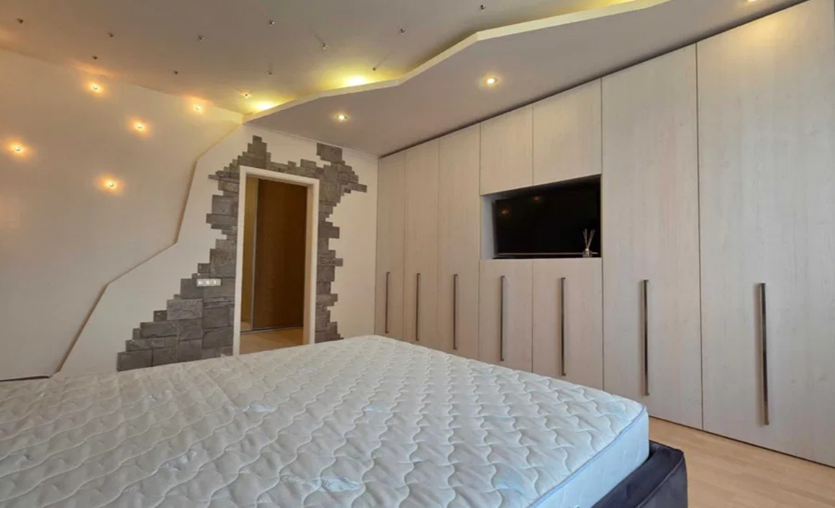 Продажа 3к квартиры в Киеве,  Назаровская ул. (Ветрова ул.), 7Б 12
