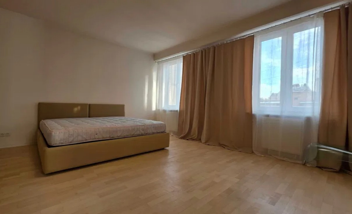 Продажа 3к квартиры в Киеве,  Назаровская ул. (Ветрова ул.), 7Б 15