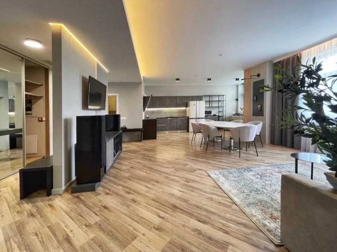 Аренда 4к квартиры в Киеве,  Антоновича ул. (Горького ул.), 72 0