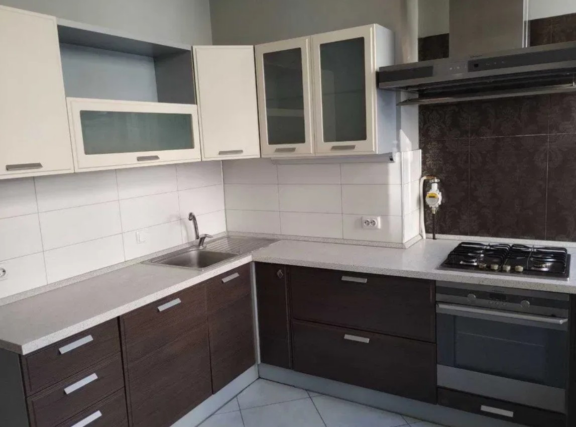 Продажа 2к квартиры в Киеве,  Малая Житомирская ул., 7 0