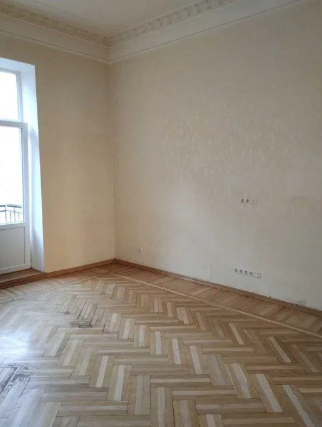 Продажа 2к квартиры в Киеве,  Малая Житомирская ул., 7 11