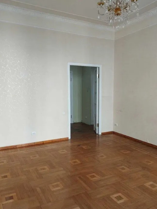 Продажа 2к квартиры в Киеве,  Малая Житомирская ул., 7 13