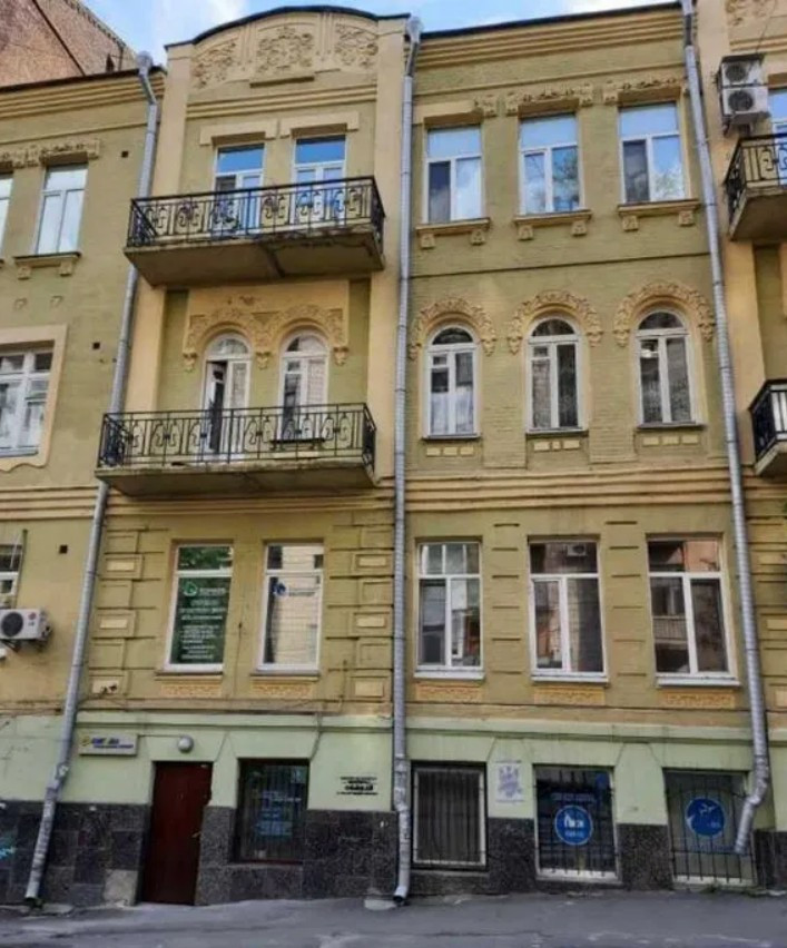 Продажа 2к квартиры в Киеве,  Малая Житомирская ул., 7 14