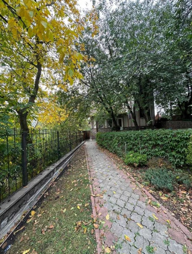 Аренда 6к дома в Киеве, Менделеева ул. 10