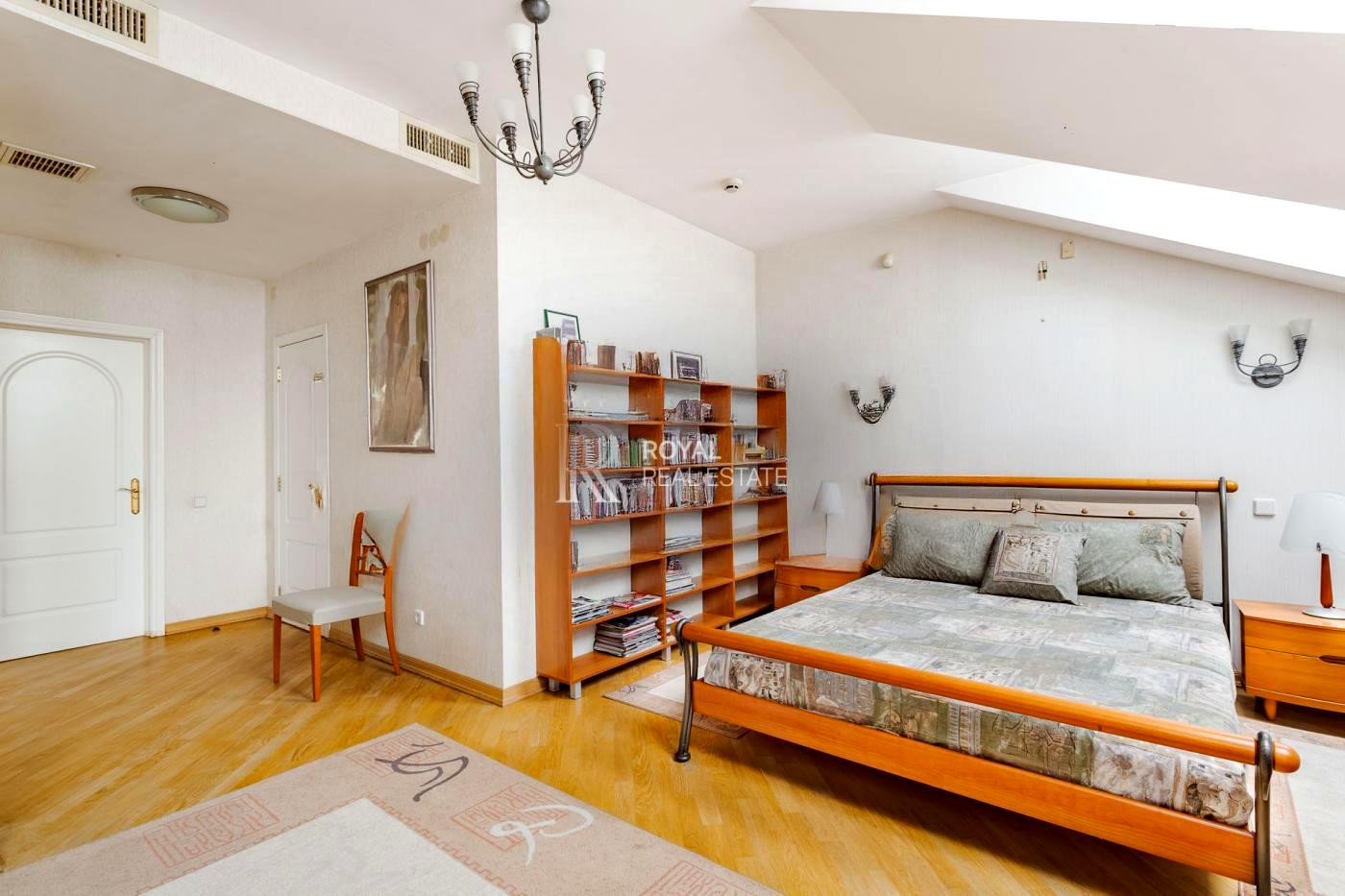 Продажа 6к квартиры в Киеве,  Софиевская ул., 25А 11