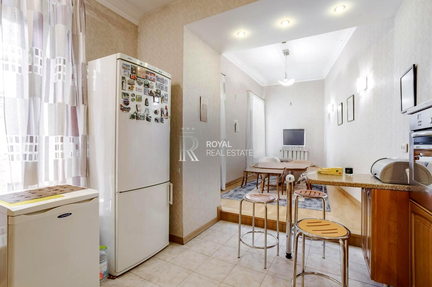 Продажа 6к квартиры в Киеве,  Софиевская ул., 25А 13