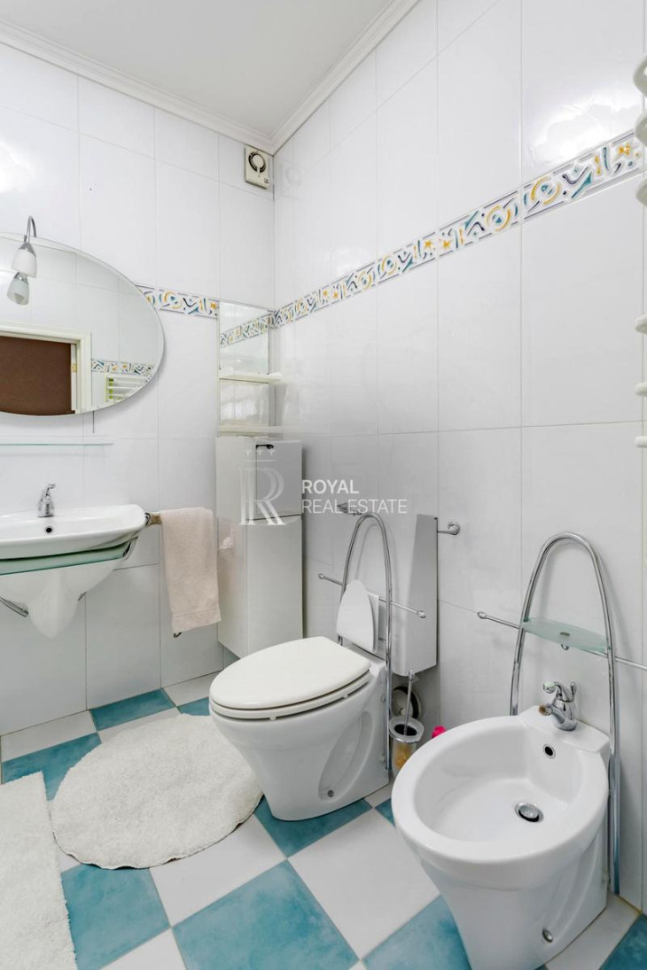 Продажа 6к квартиры в Киеве,  Софиевская ул., 25А 32