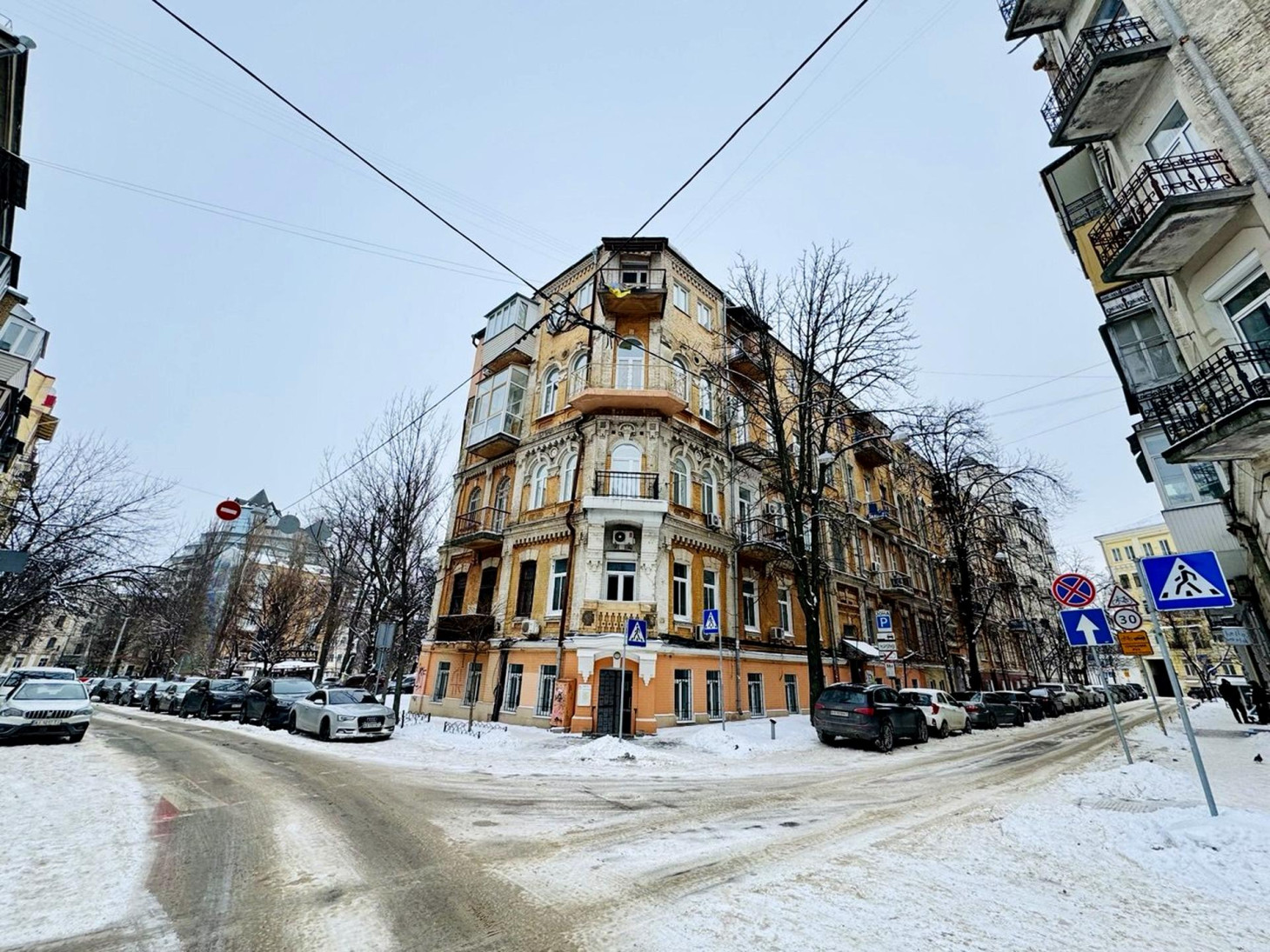 Продажа 1к квартиры в Киеве,  Гончара Олеся ул., 13/4 0