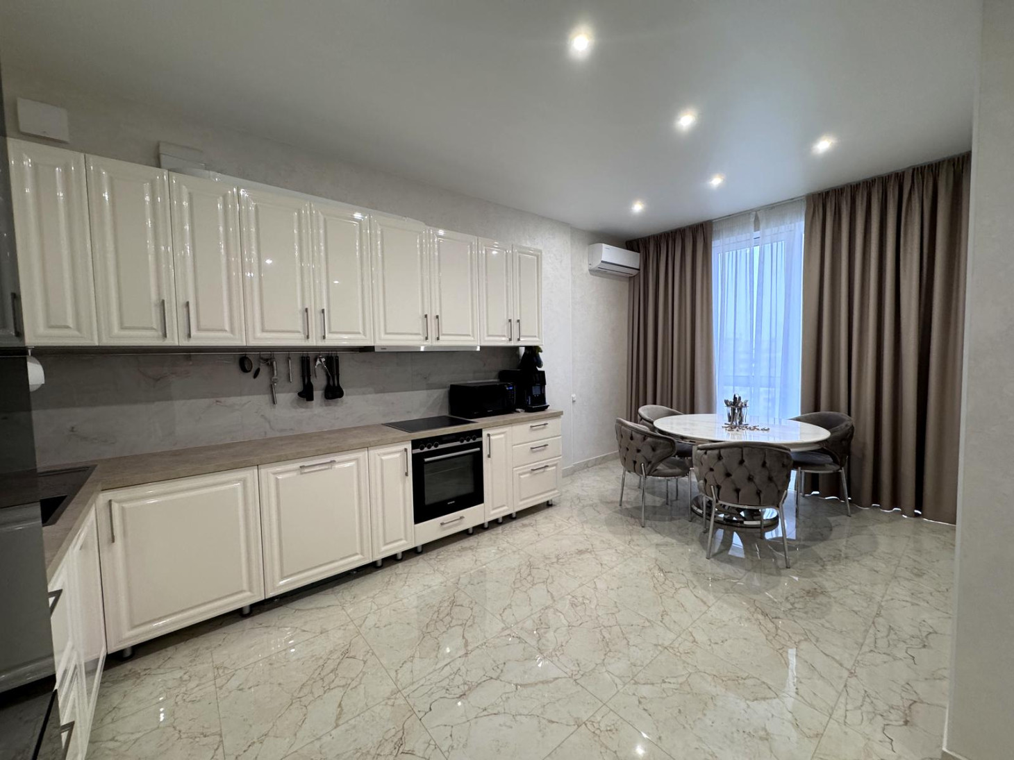 Продажа 3к квартиры в Киеве,  ЖК Ярославов Град, Бульварно-Кудрявская ул. (Воровского ул.), 17 4
