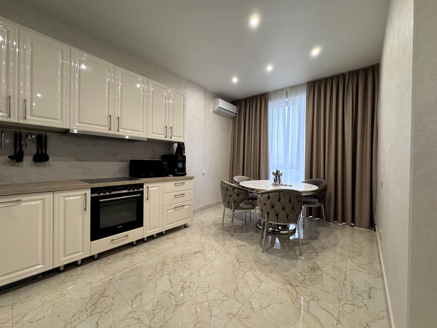 Продажа 3к квартиры в Киеве,  ЖК Ярославов Град, Бульварно-Кудрявская ул. (Воровского ул.), 17 16
