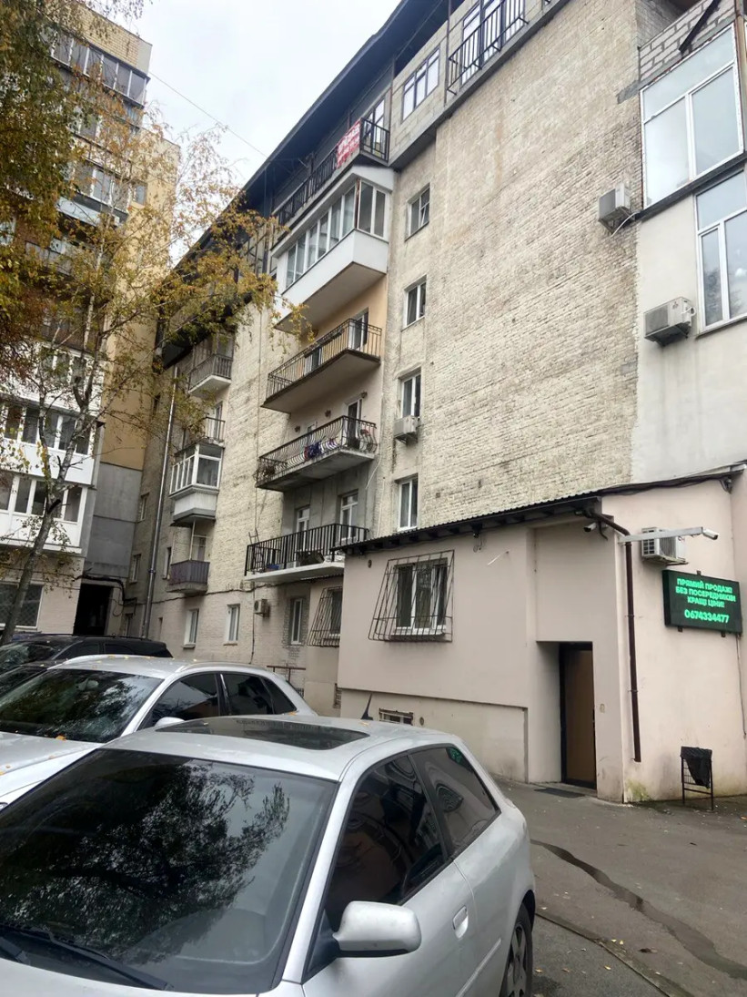 Продажа 2к квартиры в Киеве,  Золотые Ворота, Большая Житомирская ул., 16 2