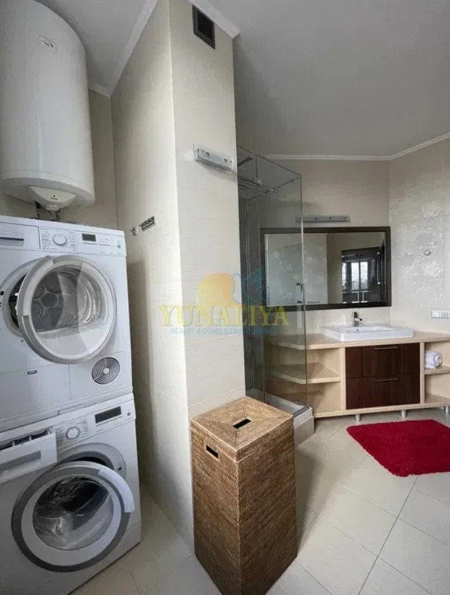 Аренда 3к квартиры в Киеве,  Лабораторная ул., 8 12